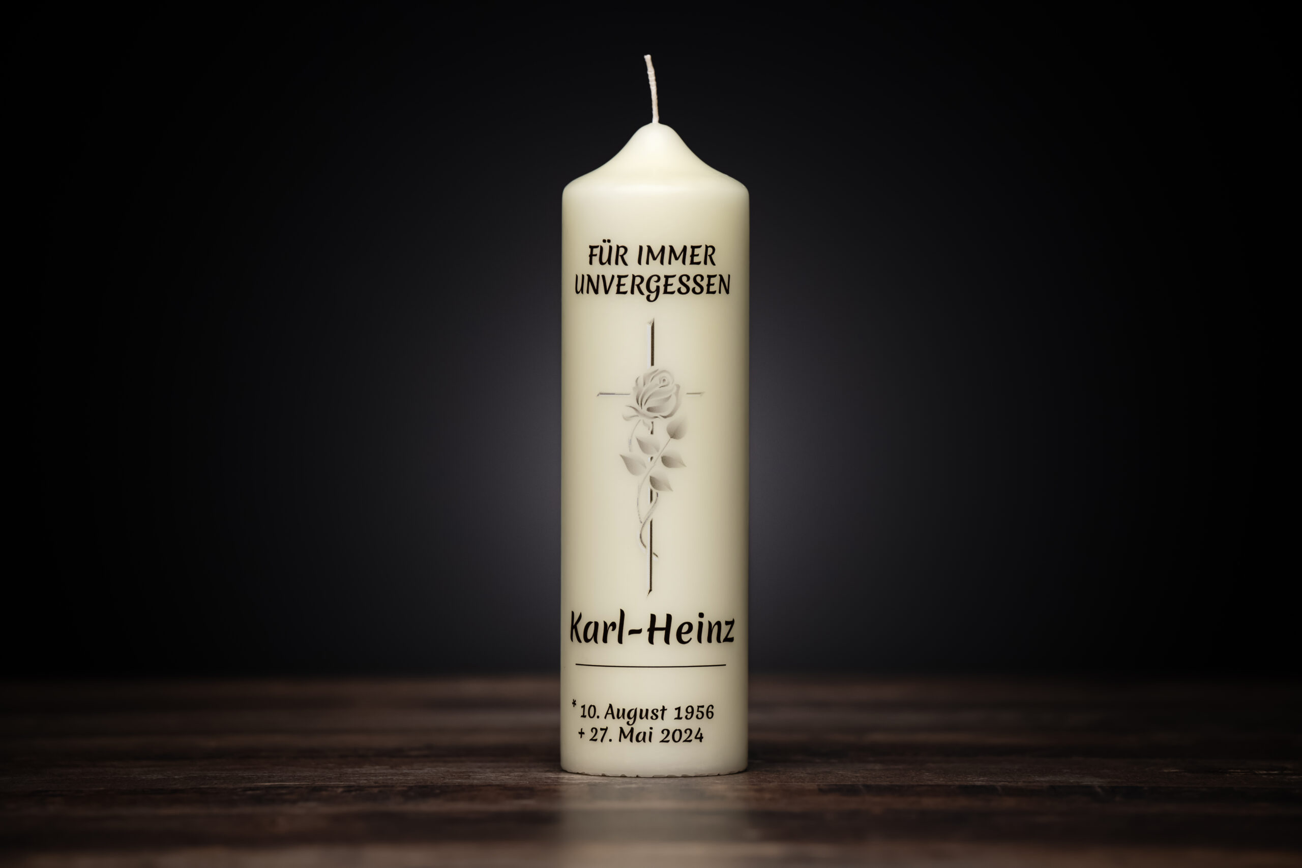 Trauerkerze Beispiel 1 - kerzenmaler-trauerkerze.de